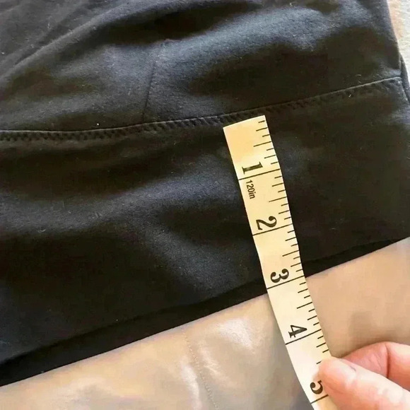 Large black caged bralette.NWOT. Non adj straps . Super cute! - Picture 11 of 11